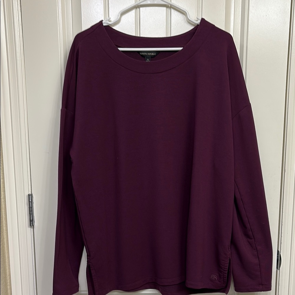 Banana‎ Republic Red and Purple Long Sleeve Sweatshirt